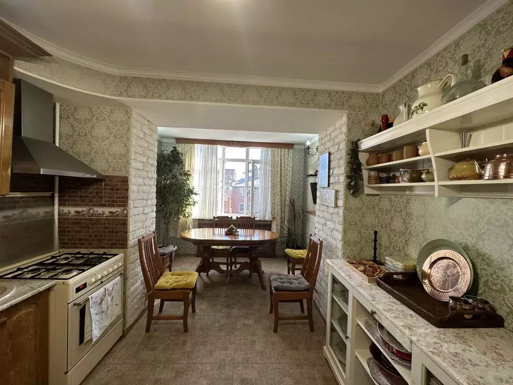 4-к кв. Северная Осетия, Владикавказ Владикавказская ул., 46 (90.0 м) - Фото 1