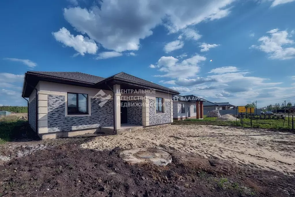 Дом в Рязанская область, Рыбное ул. Казачья, 3 (135 м) - Фото 1