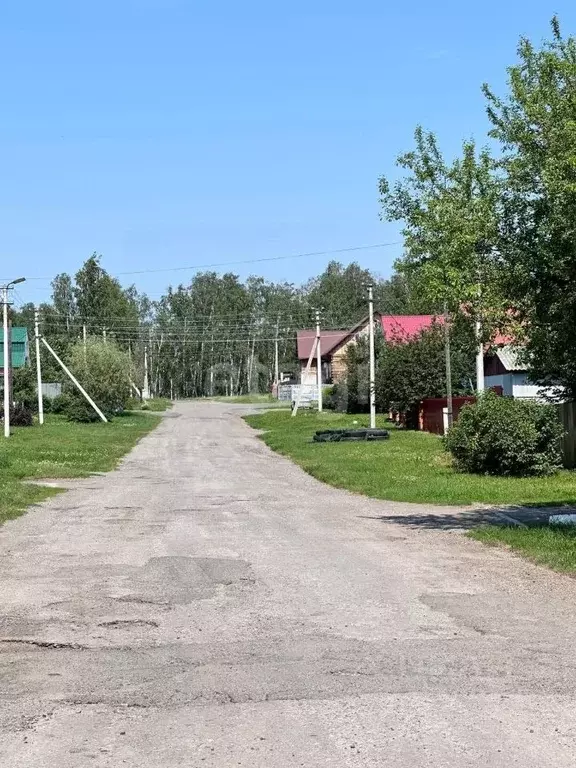 Участок в Тюменская область, Ишимский район, д. Ваньковка Молодежная ... - Фото 0