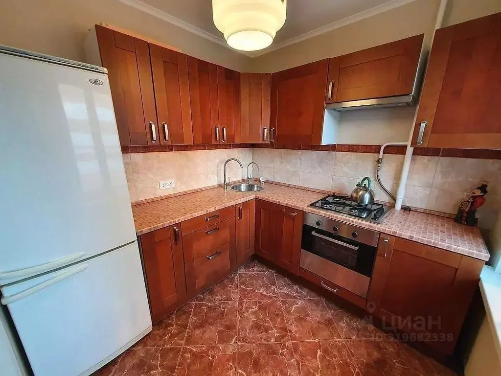 3-к кв. Москва Профсоюзная ул., 96К4 (66.0 м) - Фото 0