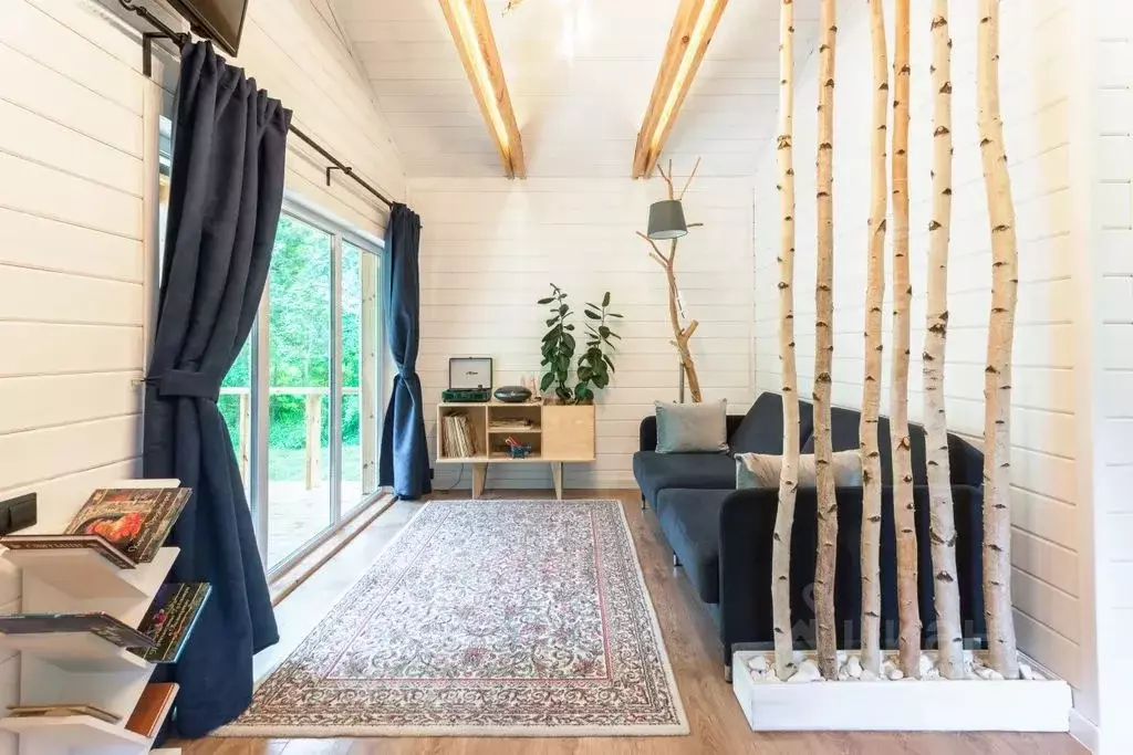 Дом в Псковская область, Пушкиногорье городское поселение, д. Каменец  ... - Фото 1