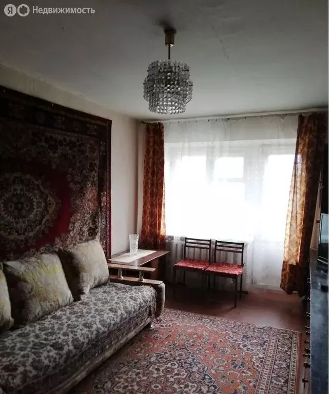 3-комнатная квартира: Омск, улица Профинтерна, 26 (60 м) - Фото 1