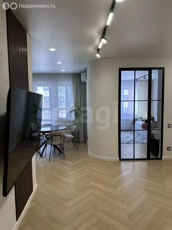 2-комнатная квартира: Иркутск, Байкальская улица, 346 (75 м) - Фото 0