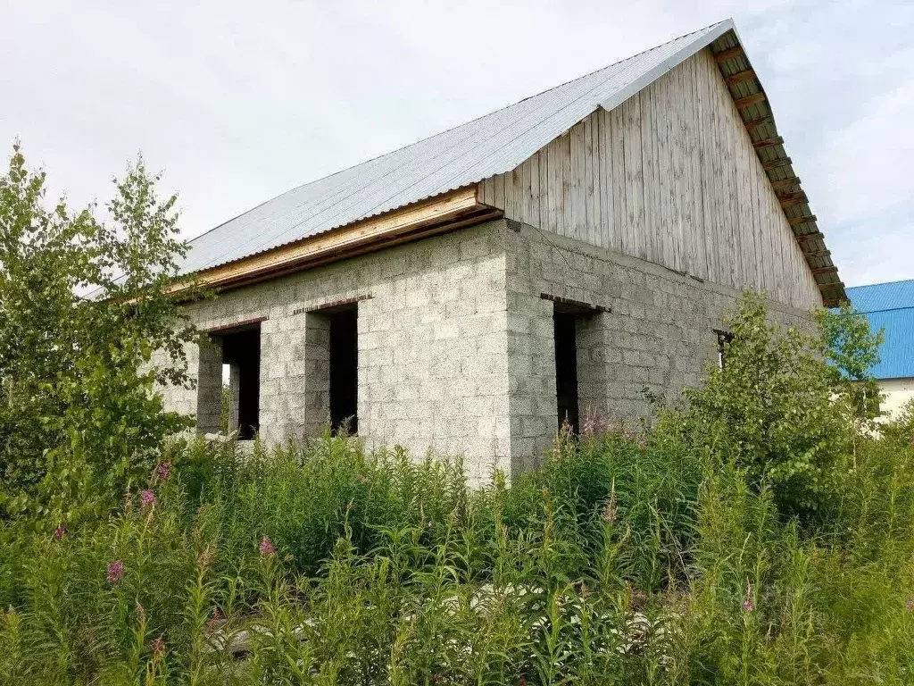 Дом в Свердловская область, Тугулым пгт ул. Лесная (100 м) - Фото 1