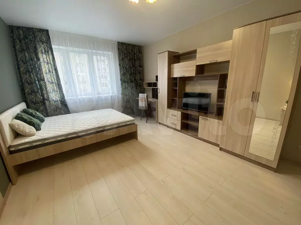 1-к. квартира, 54 м, 8/9 эт. - Фото 1
