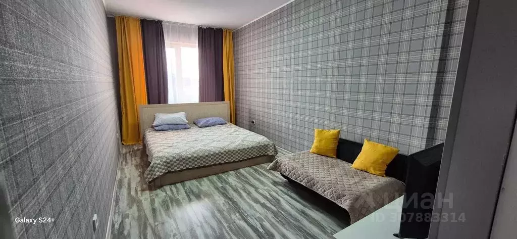 1-к кв. Саха (Якутия), Якутск 203-й мкр, 35/1 (36.0 м) - Фото 0