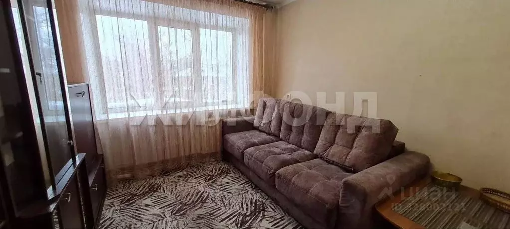 Комната Новосибирская область, Новосибирск Танковая ул., 9 (13.0 м) - Фото 1