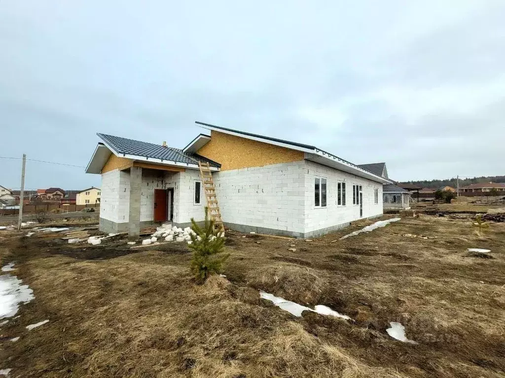 Дом в Белгородская область, Старый Оскол Сосенки мкр,  (255 м) - Фото 1