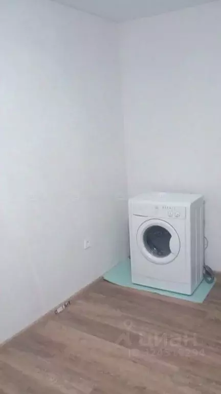 Комната Татарстан, Казань ул. Братьев Касимовых, 6 (12.0 м) - Фото 1