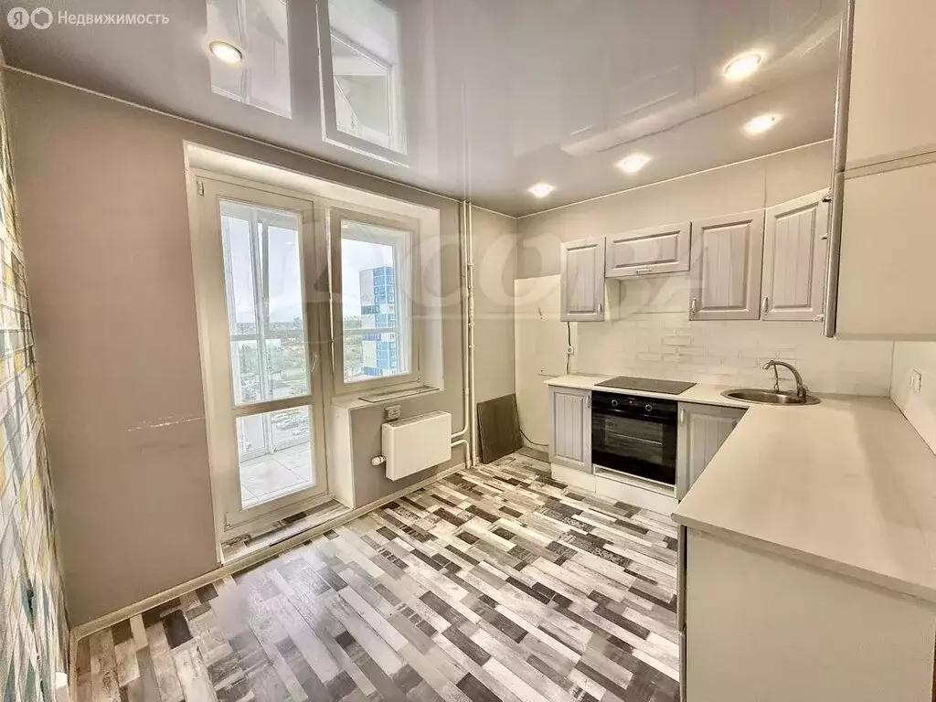 2-комнатная квартира: Тюмень, улица Федюнинского, 54к2 (60 м) - Фото 1