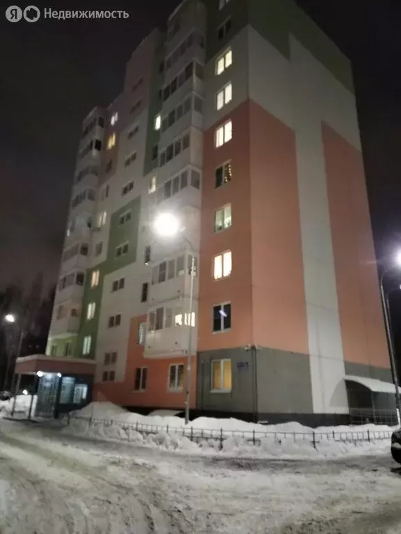 3-комнатная квартира: Нижний Новгород, микрорайон Мончегорский, ... - Фото 1