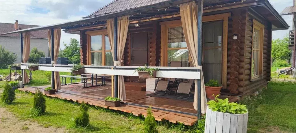 Дом в Новгородская область, Валдай ул. Победы, 95В (35 м) - Фото 1
