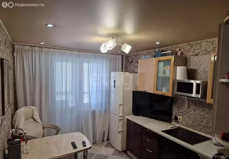 2-комнатная квартира: Тюмень, улица Пермякова, 81 (52.6 м) - Фото 2