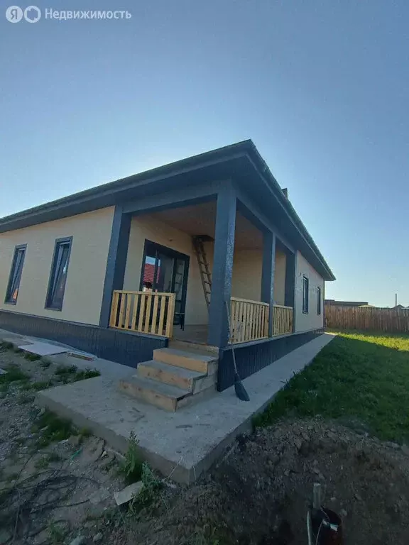 Дом в Иркутский муниципальный округ, село Максимовщина (250 м) - Фото 2