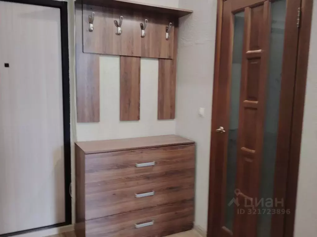 Студия Алтайский край, Барнаул ул. Имени В.Т. Христенко, 7 (26.0 м) - Фото 1