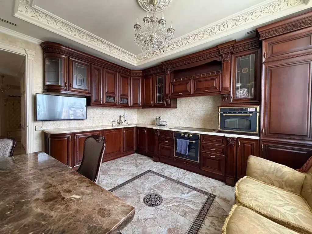 3-к кв. Москва Мосфильмовская ул., 88к4с2 (105.0 м) - Фото 1