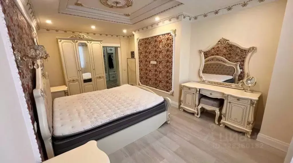2-к кв. Саха (Якутия), Якутск ул. Ларионова, 16 (78.4 м) - Фото 2
