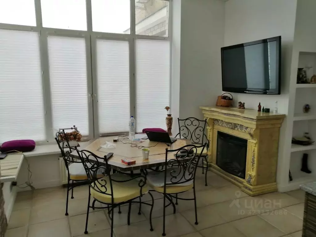 2-к кв. Москва ул. Маршала Катукова, 24к4 (80.0 м) - Фото 2