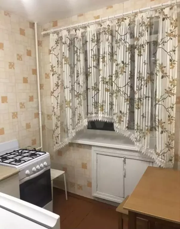 1-к. квартира, 35 м, 2/5 эт. - Фото 0