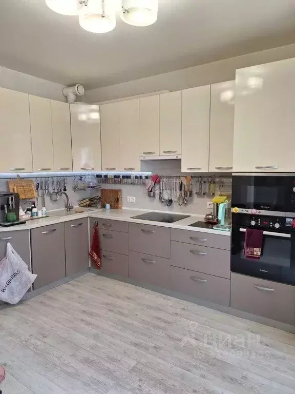 Квартира, 3 комнаты, 84.2 м - Фото 0