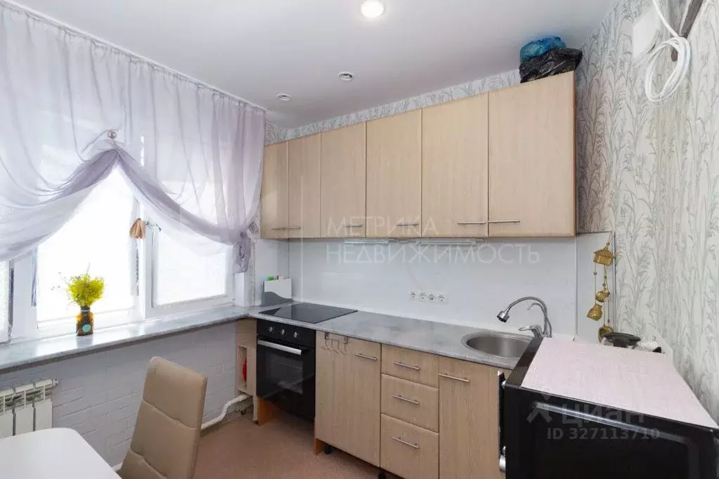 2-к кв. Тюменская область, Тюмень ул. Муравленко, 15 (44.0 м) - Фото 1