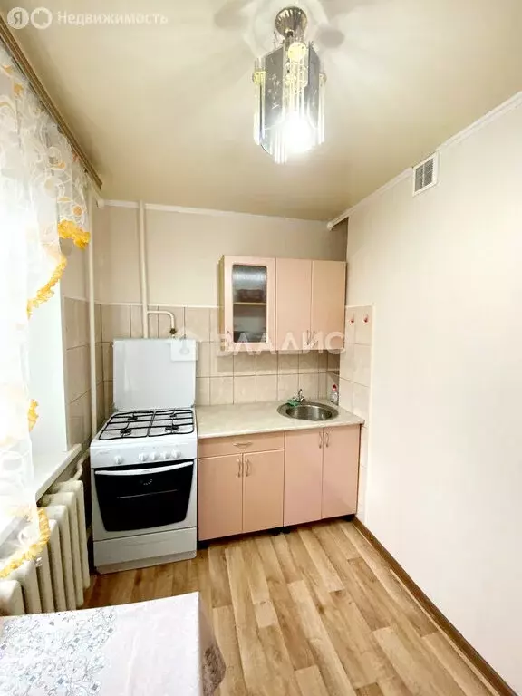 1-комнатная квартира: Октябрьский, 35-й микрорайон, 37 (33 м) - Фото 2