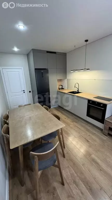 2-комнатная квартира: Улан-Удэ, улица имени Д.Ц. Дашиева, 6 (60.1 м) - Фото 2