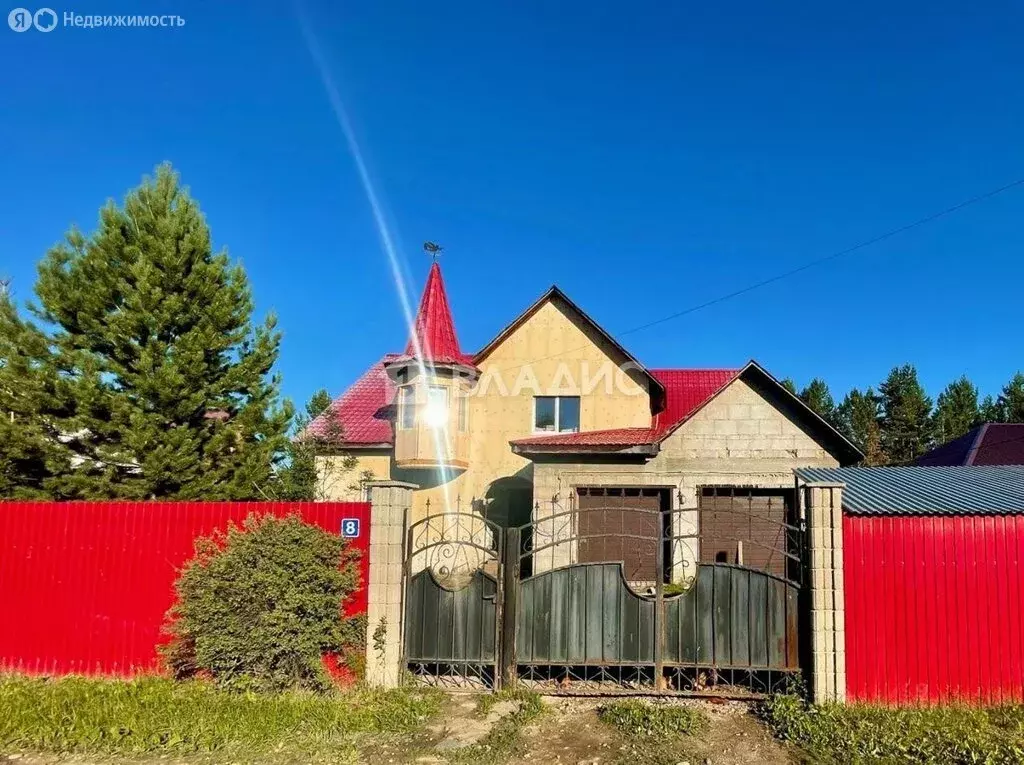 Дом в посёлок Плишкино, Листвиничная улица, 8 (175 м) - Фото 1