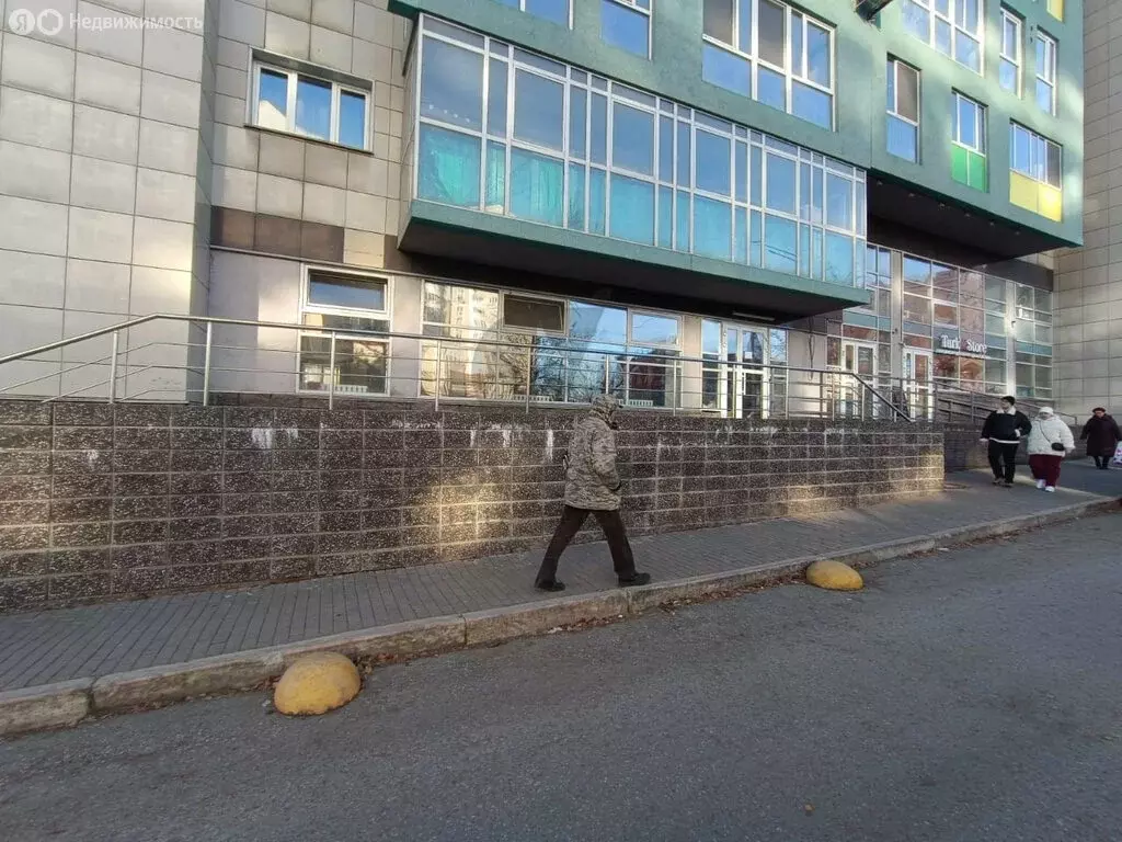 Торговая площадь (195 м) - Фото 2