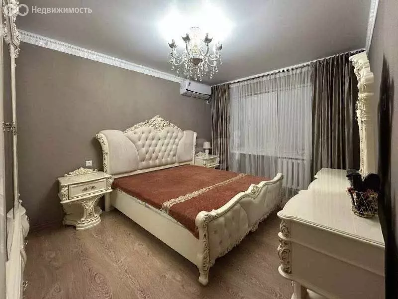 3-комнатная квартира: Нарткала, Красная улица, 259 (60 м) - Фото 1