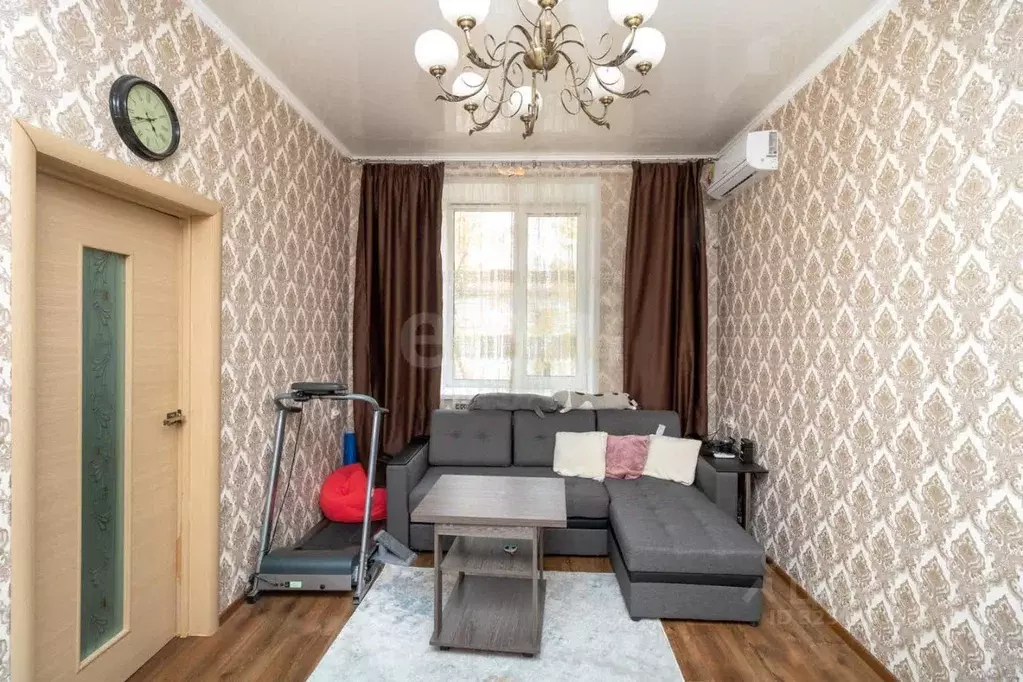 3-к кв. Тюменская область, Тюмень Микрорайон мыс, ул. Ершова, 15 (60.5 ... - Фото 0