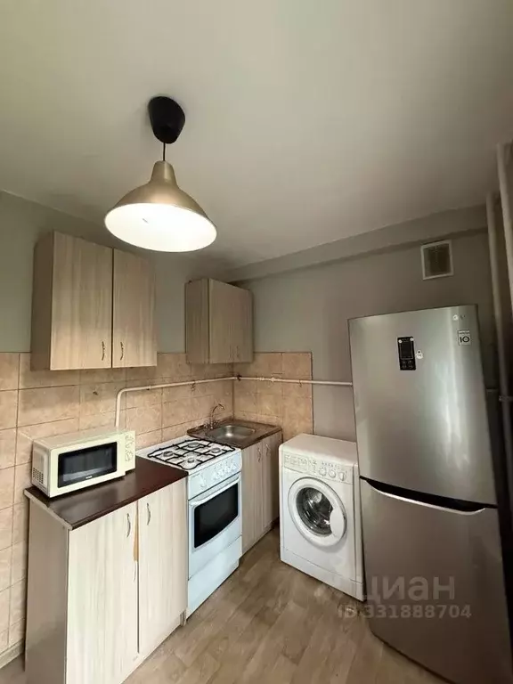 2-к кв. Татарстан, Казань ул. Братьев Касимовых, 28 (42.9 м) - Фото 1