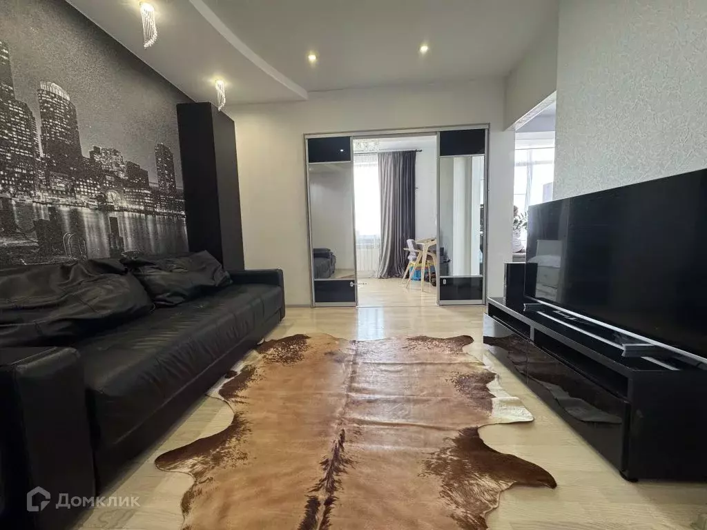 Продаётся 1-к квартира, 50.5 м - Фото 0