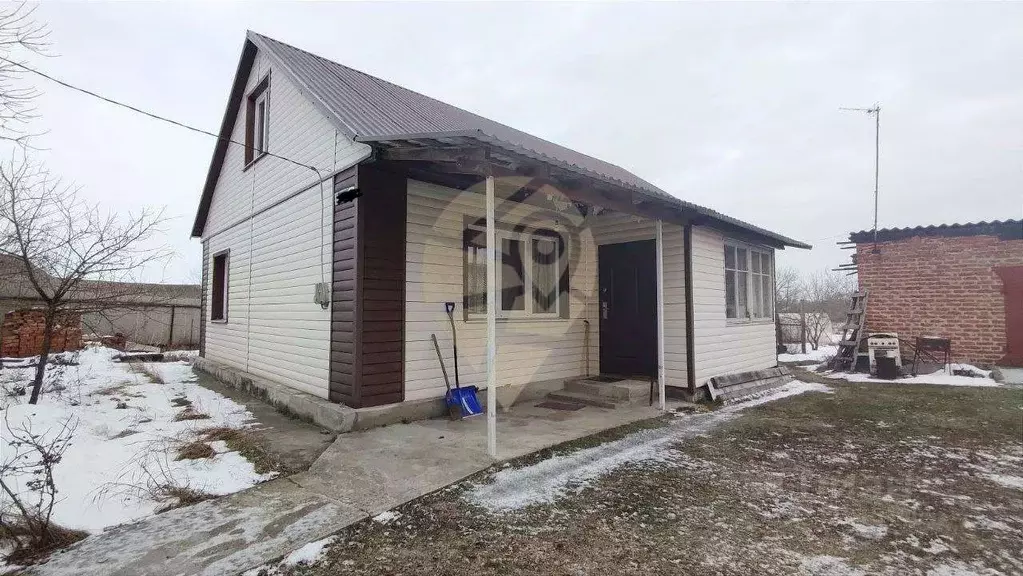 Дом в Белгородская область, Старооскольский городской округ, с. ... - Фото 1