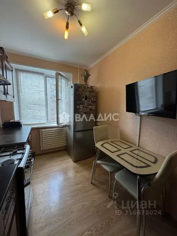 3-к кв. Башкортостан, Уфа Российская ул., 41/1 (52.8 м) - Фото 1