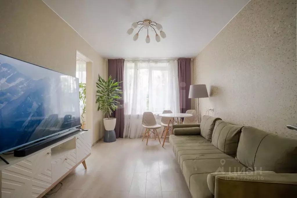 3-к кв. Санкт-Петербург пос. Понтонный, Южная ул., 3 (55.1 м) - Фото 1
