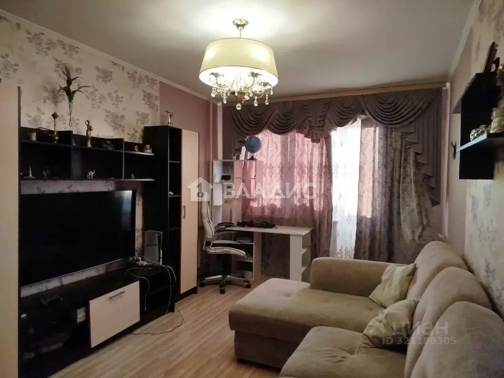 2-к кв. Белгородская область, Белгород ул. Есенина, 20а (58.7 м) - Фото 1