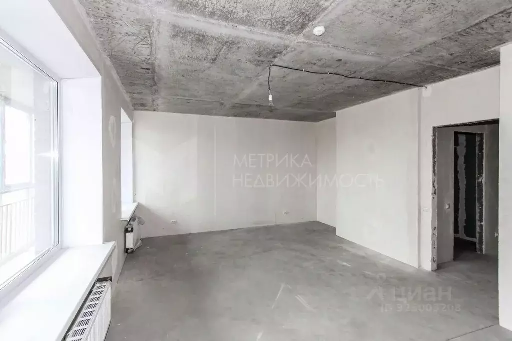 1-к кв. Тюменская область, Тюмень ул. Мельникайте, 2к17 (33.7 м) - Фото 1