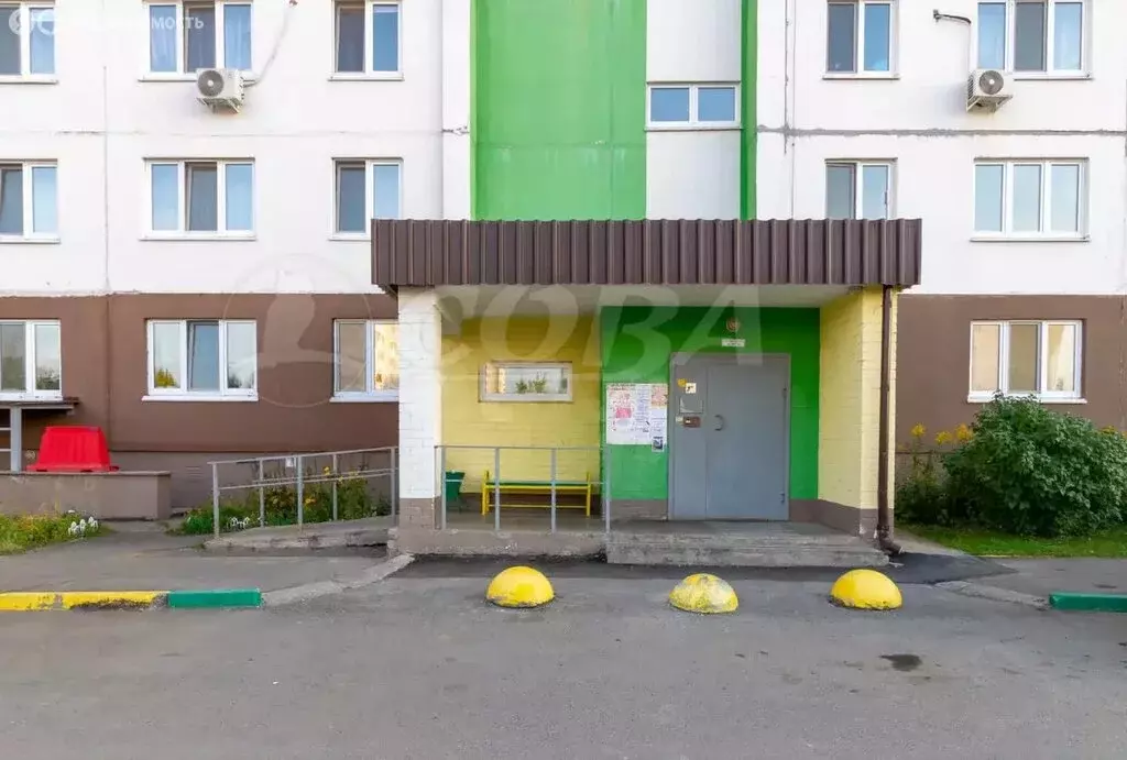 3-комнатная квартира: Тюмень, улица Мебельщиков, 4 (70 м) - Фото 1