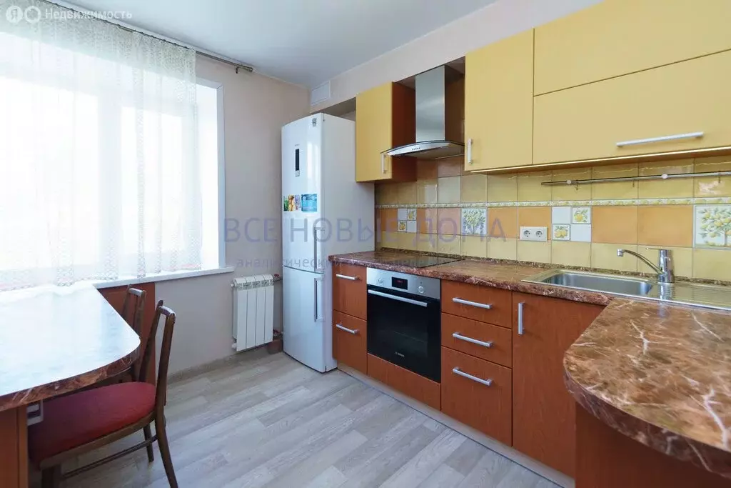 3-комнатная квартира: Новосибирск, улица Гаранина, 21 (64.9 м) - Фото 1