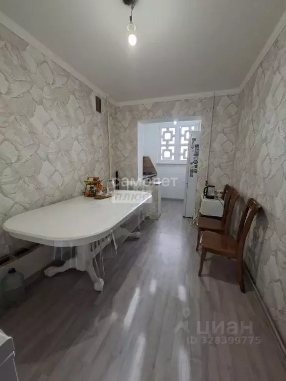 3-к кв. Калмыкия, Элиста 2-й мкр, 17 (66.3 м) - Фото 1