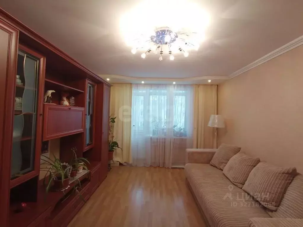 2-к кв. Смоленская область, Рославль 15-й мкр, 24 (49.7 м) - Фото 1