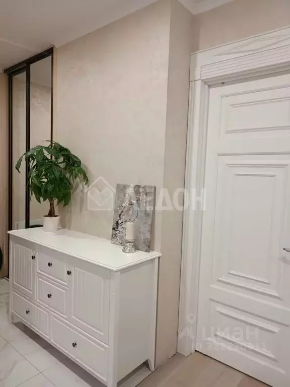 3-к кв. Омская область, Омск Кемеровская ул., 26 (61.5 м) - Фото 2