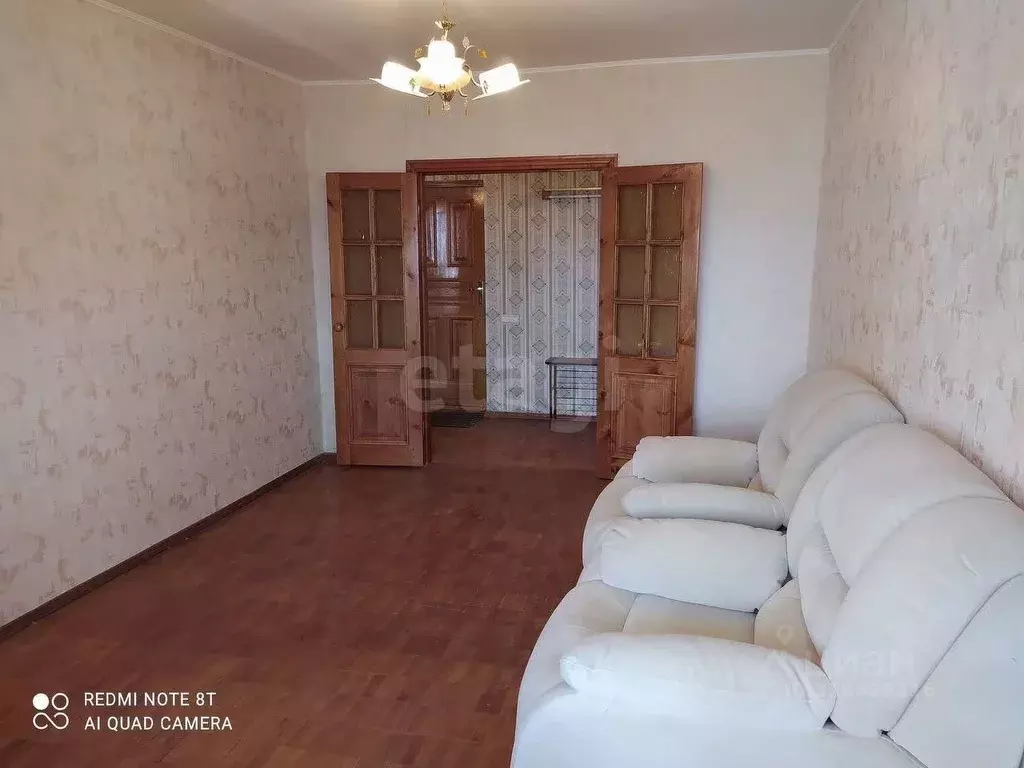 2-к кв. Волгоградская область, Волгоград ул. 35-й Гвардейской Дивизии, ... - Фото 0