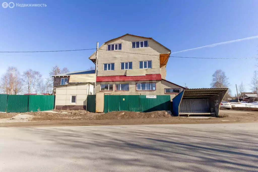 Дом в Ухта, посёлок УРМЗ, 3-я Нагорная улица (581.7 м) - Фото 1