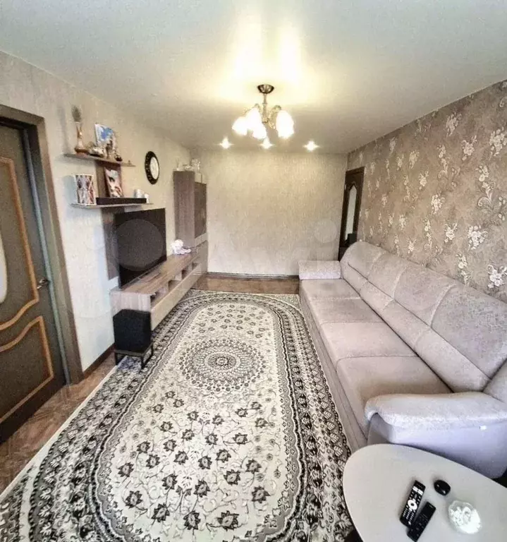 3-к. квартира, 56 м, 5/5 эт. - Фото 0