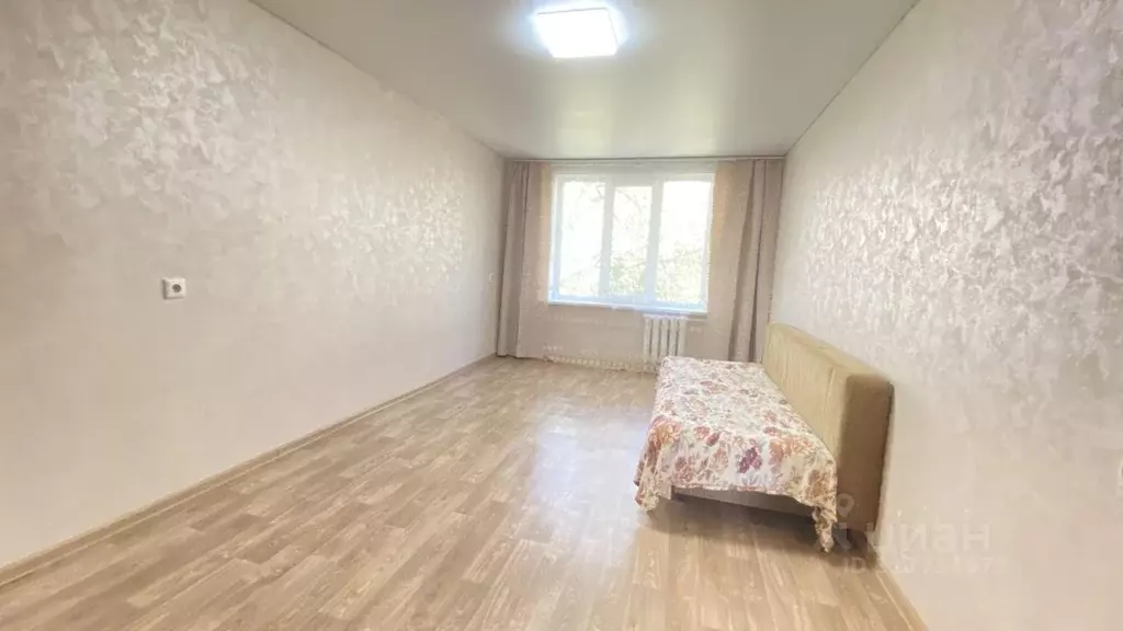 2-к кв. Саратовская область, Энгельс Полтавская ул., 9 (45.4 м) - Фото 1