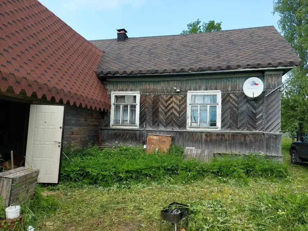 Дом в Новгородская область, Батецкий район, д. Черная 41 (130 м) - Фото 1
