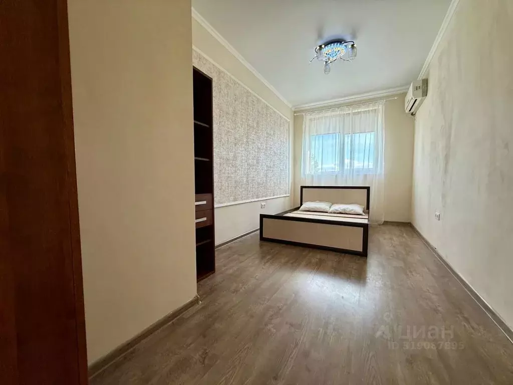1-к кв. Ростовская область, Батайск Стадионный пер., 25А (40.0 м) - Фото 1