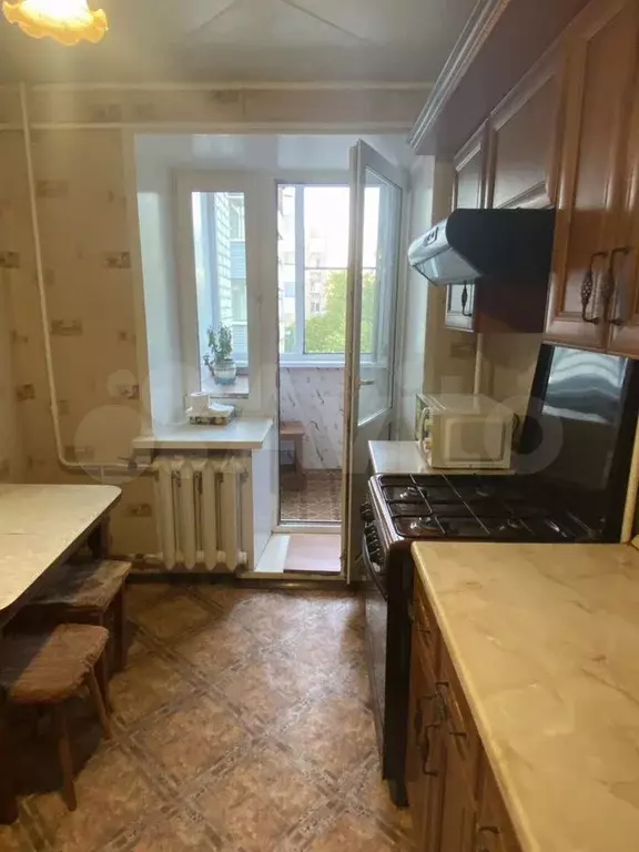 2-к. квартира, 55 м, 2/5 эт. - Фото 1